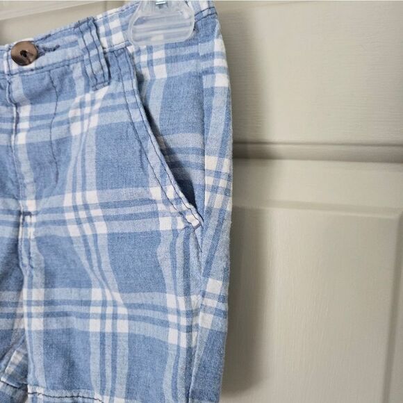 3/$15 Oshkosh B'gosh shorts size 9 m - Picture 2 of 4